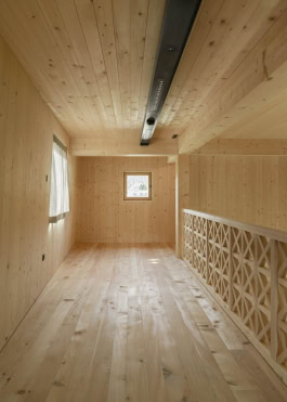 Delueg Architekten, Haus der Berge