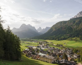 Delueg Architekten, Haus der Berge