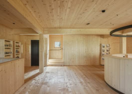 Delueg Architekten, Haus der Berge